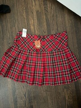 Hot Topic Red Plaid Pleated Mini Skirt NWT